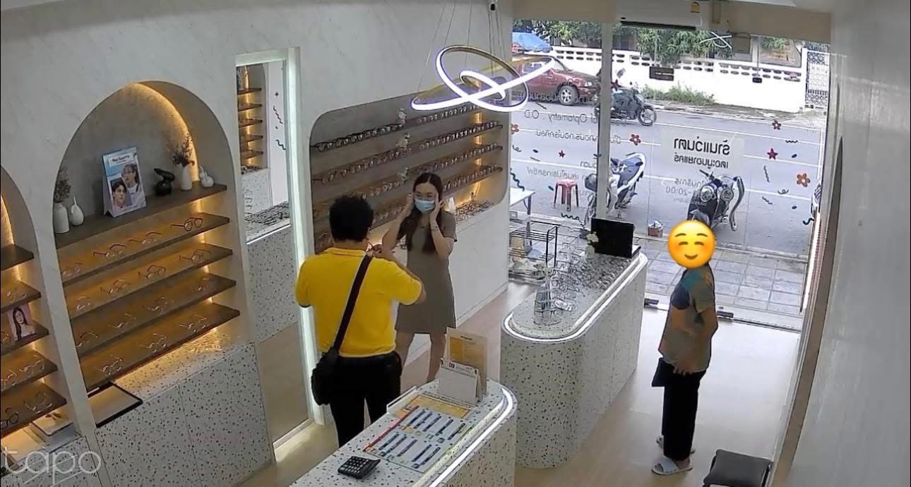 ภาพรีวิวลูกค้า The Moon Eye Care 3