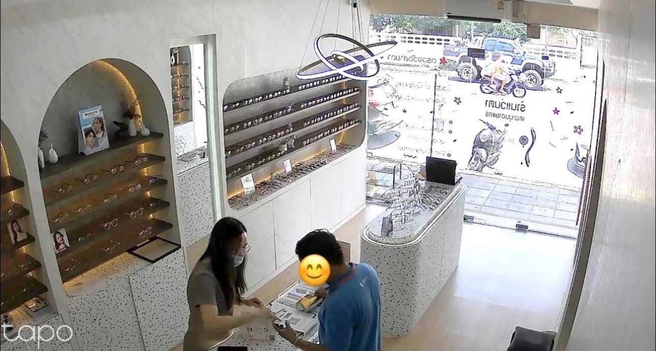 ภาพรีวิวลูกค้า The Moon Eye Care 7
